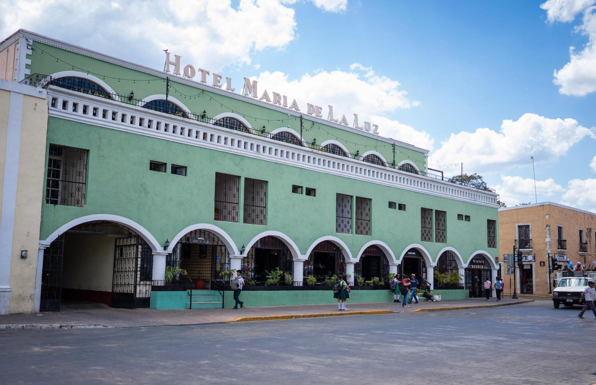Hotel Maria De La Luz Valladolid  Bagian luar foto